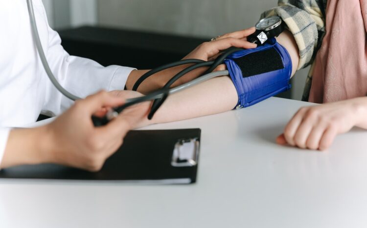  Hipertensiunea arteriala: Simptome, Cauze, Tratament